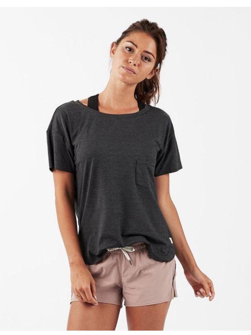 Vuori Luxe Performance Tee in Charcoal Heather